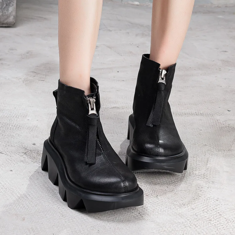 

Winter New Casual Women's Boots Genuine Leather Platform Front Zipper Design High Ankle Boots 2019 Fashion Warm Martin Boots