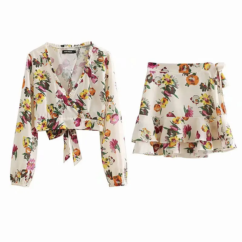 

Cross Border Women's Western Style Seaside Holiday Floral Printed Extra Short Back Lace-up Tops + Flounced Printed Short Skirt