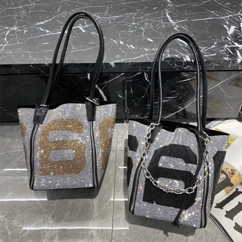 

Women Buckets Black Shoulder Bags Crystal Totes Luxury Metal Shoulder Bags Metal Chain 2020 New Ladies Fashion Crossbody Bags