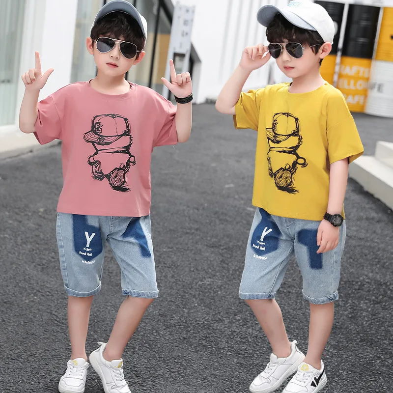 Boys Bear Graphic Casual Outfit Round Neck T-shirt & Plaid Shorts Kids  Summer Clothes Sets - Temu Japan