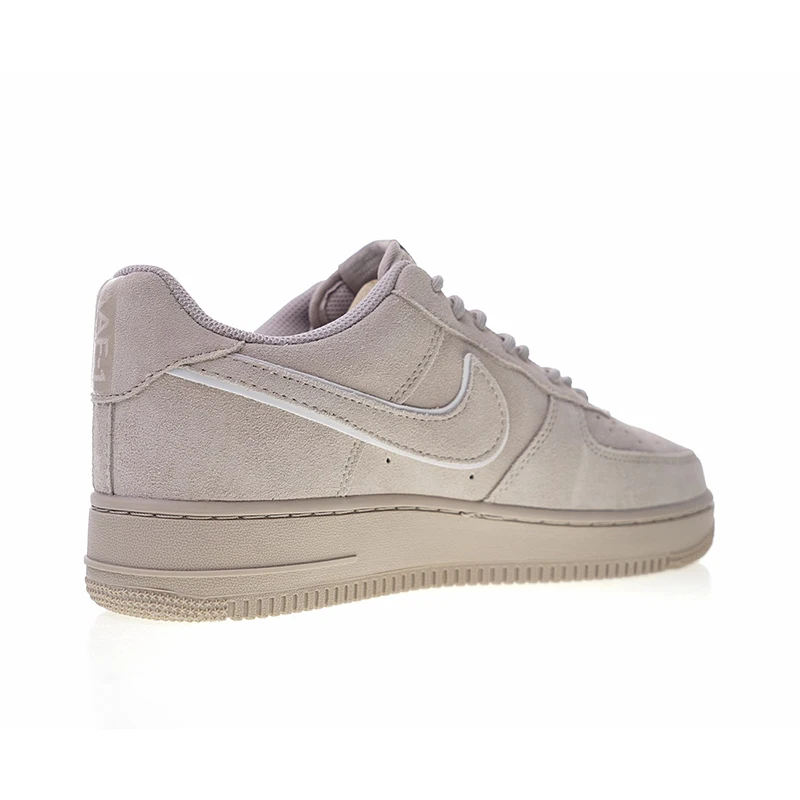 Оригинальные женские кроссовки для скейтбординга от Nike Air Force 1 07 LV8, модные повседневные кроссовки с низким берцем, легкие Нескользящие прочные кроссовки AA1117