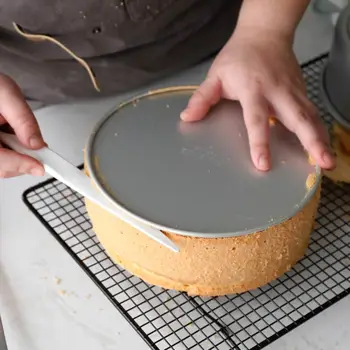 

New 2pcs Plastic Silicone Demoulding of Chiffon Cake Detached From Scraper Straight Cream Cake Mix Scraper Baking Pastry Tools