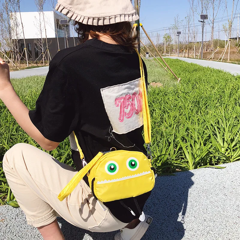 

Bag Women's 2019 Spring And Summer New Style Cool Little Monster Over-the-shoulder Bag Fashion Funny Mini Single-shoulder Canvas
