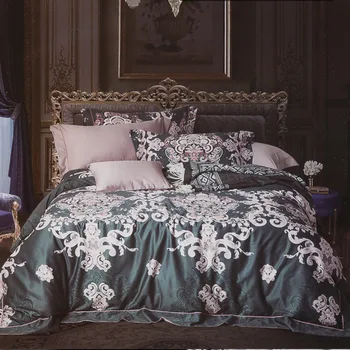 

Bedding Set Luxury Printed Bed Sheets Egyptian Cotton Bed Linen Satin Silk Bedsheet Duvet Cover Set Pillowcases Bedspread on Bed