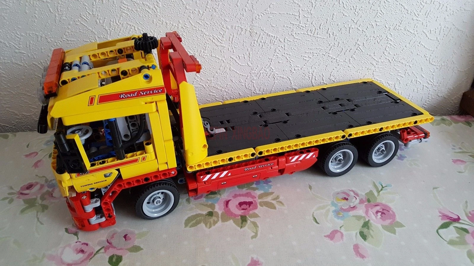 LEPIN 20021 LP 20021 technic наборы бортовой прицеп LP 21001 Volkswagen T1 Camper модель автомобиля-фургона строительные блоки кирпичи игрушка подарок leleings 8109 - Цвет: LEPIN 20021