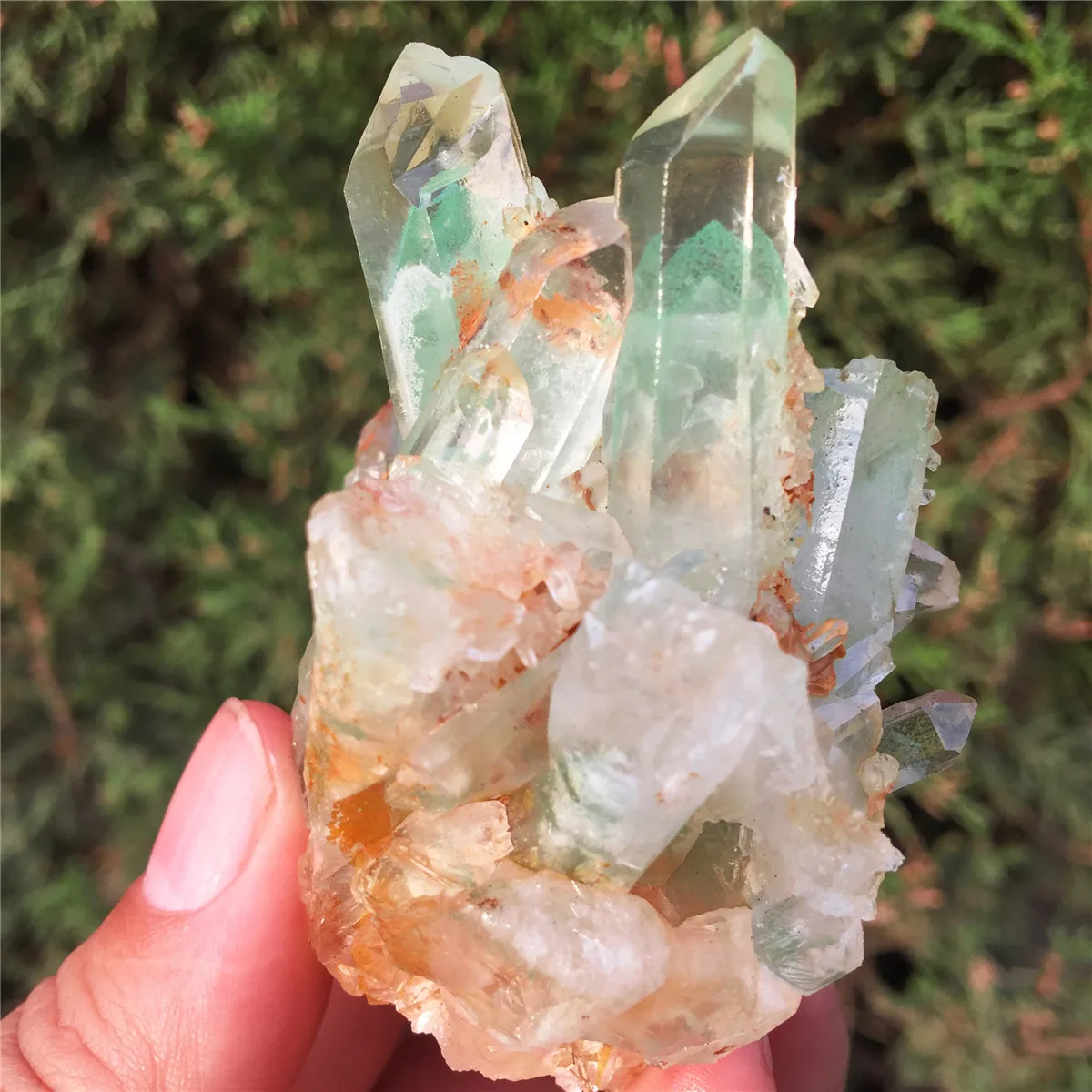 1 шт. натуральный зеленый Ghost Phantom Quartz кристалл кластера Исцеление образец отправлен случайным образом