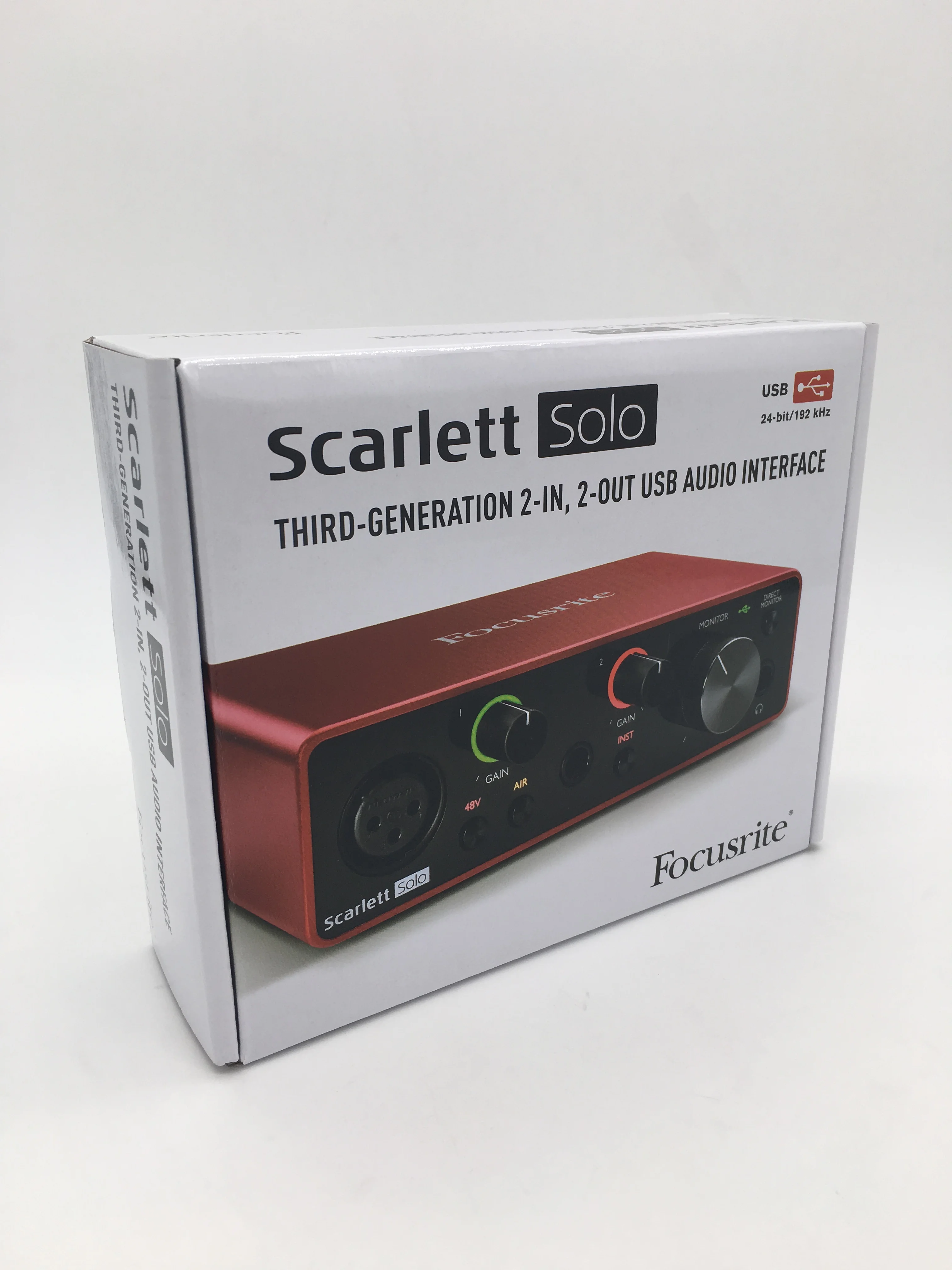 Новая Обновленная звуковая карта Focusrite Scarlett Solo (3 е поколение) с 2 входами и