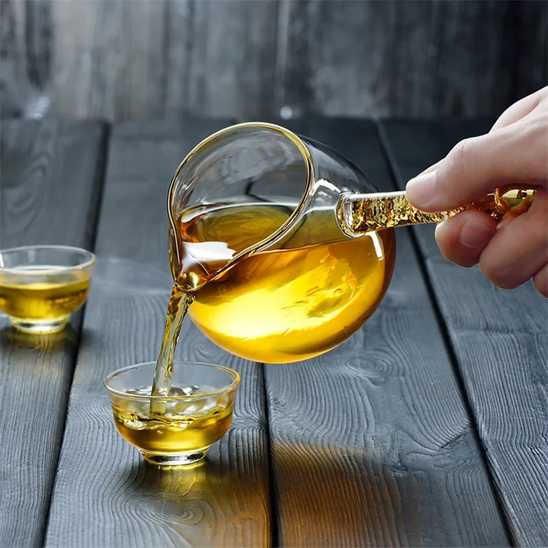 

Creative Hammer Pattern Heat-resistant Glass Gold Side Handle Fair Cup Kung Fu Tea Set Tea Utensils Transparent Tea Dispenser