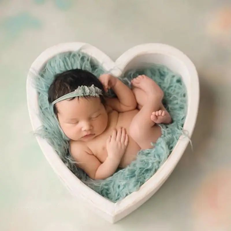 Baby Photography Props Wooden Heart Shape Box Newborn Infants Photo Posing Prop D7YD