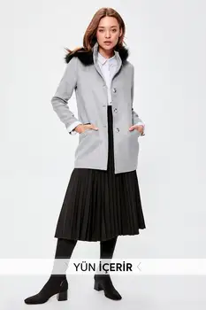 

Trendyol Gray Fur Hooded Woolen Stamp Coat TWOAW20KB0037