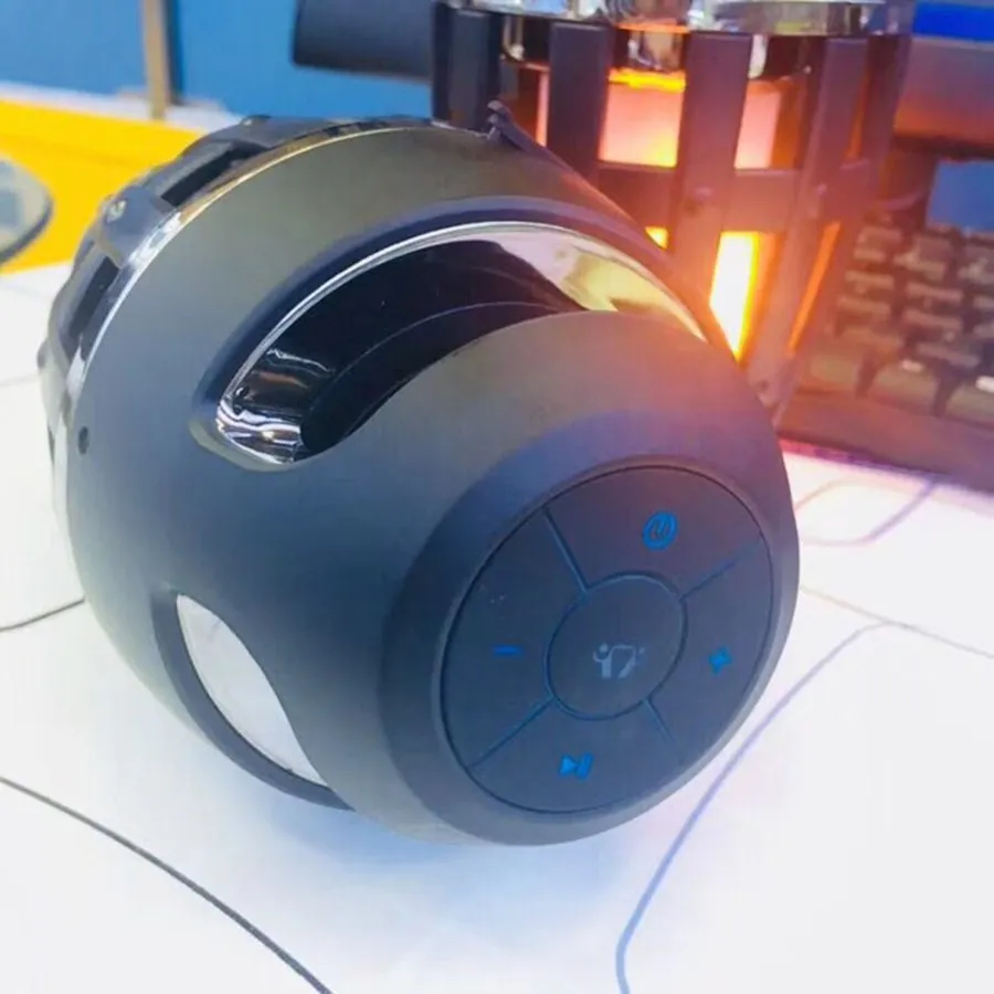 dancing flame bluetooth speaker