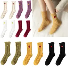 Зимние толстые пушистые носки-тапочки для женщин и девочек; милые носки-тапочки из бархата кораллового цвета с вышитыми фруктами; теплые носки для сна с пушистым плюшем