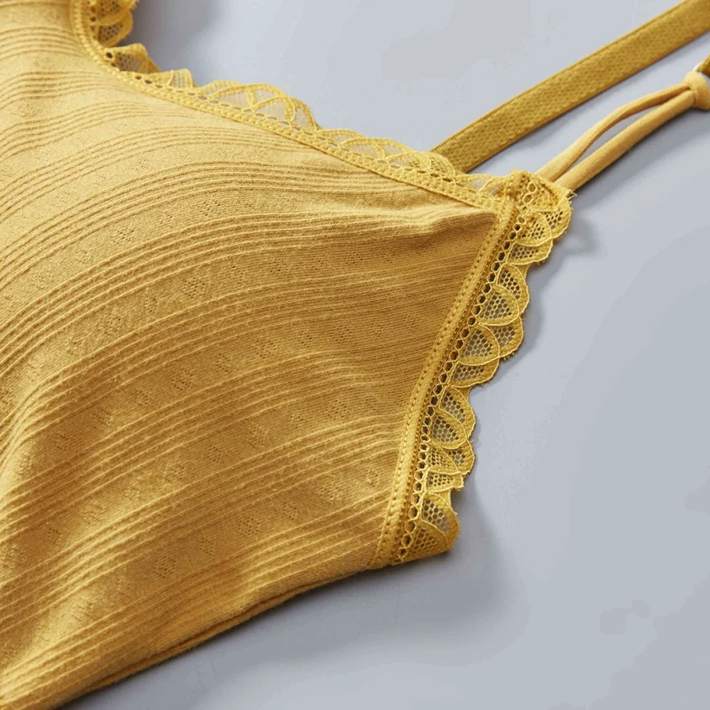 Sexy Lace Stitching Bras Beautiful Back Wrap Chest Women Lace Tube Tops Gathered Bras Women