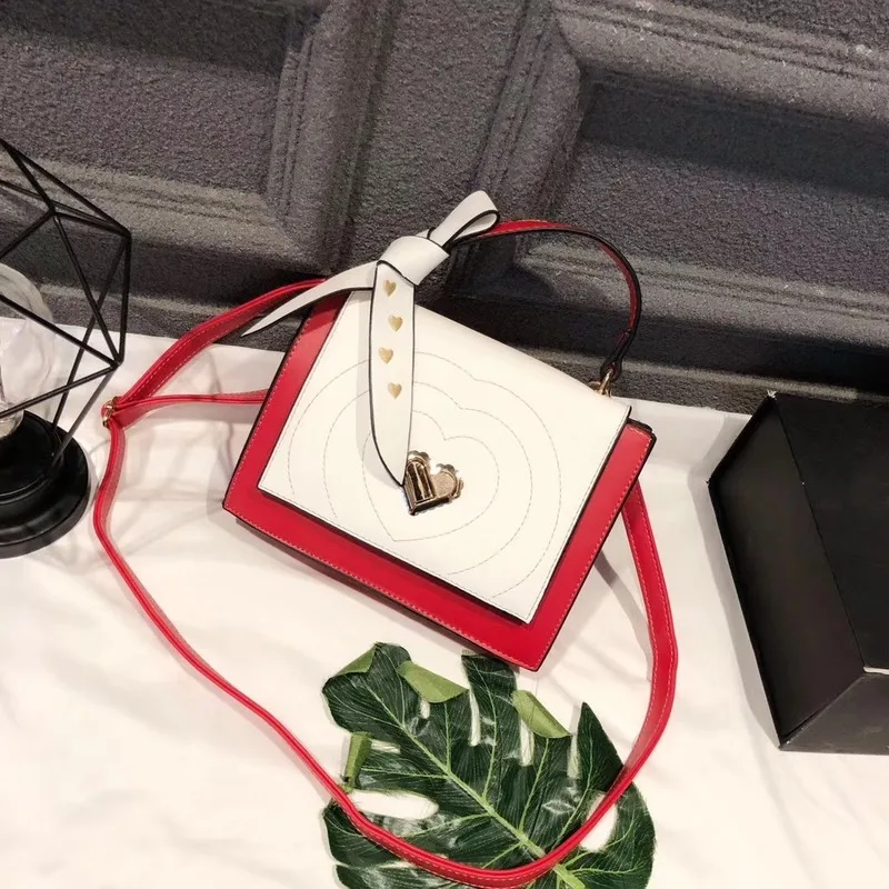 Женская сумка 2020 новая через плечо вышивка Персиковое Сердце Маленькая