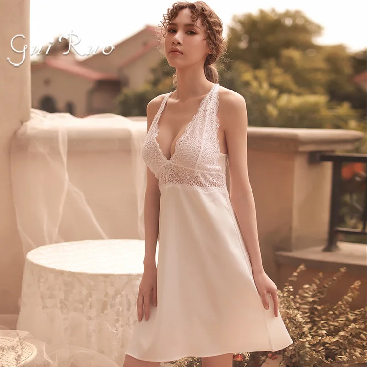 

French Sexy Lace Nightdress Ladies Suspenders Set Mesh Underwear Split with Lingerie Sleepwear for Women Night Dress Night Gown