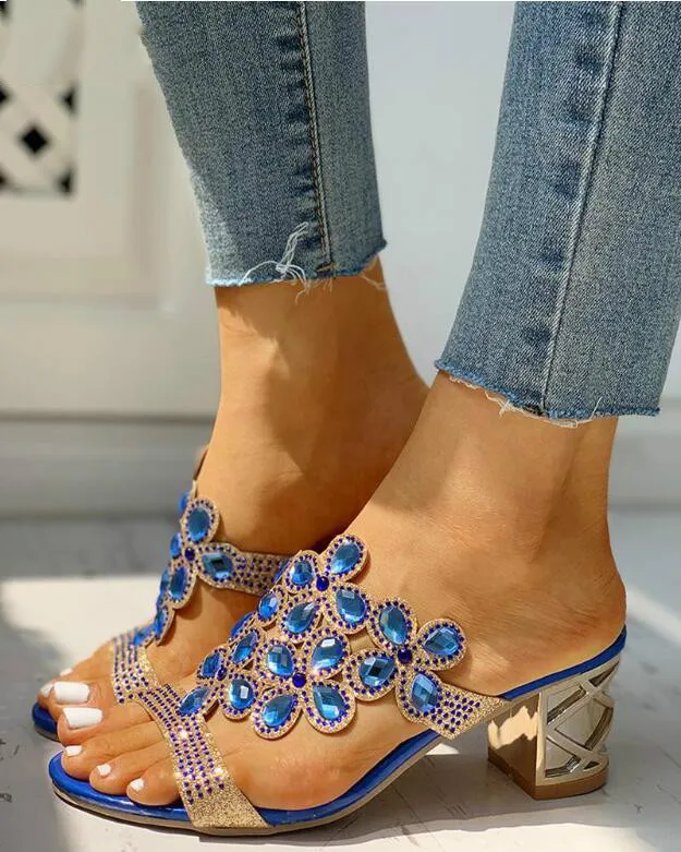 Новые летние женские сандалии каблкуки с квадратным каблуком в виде цветов Sandalia