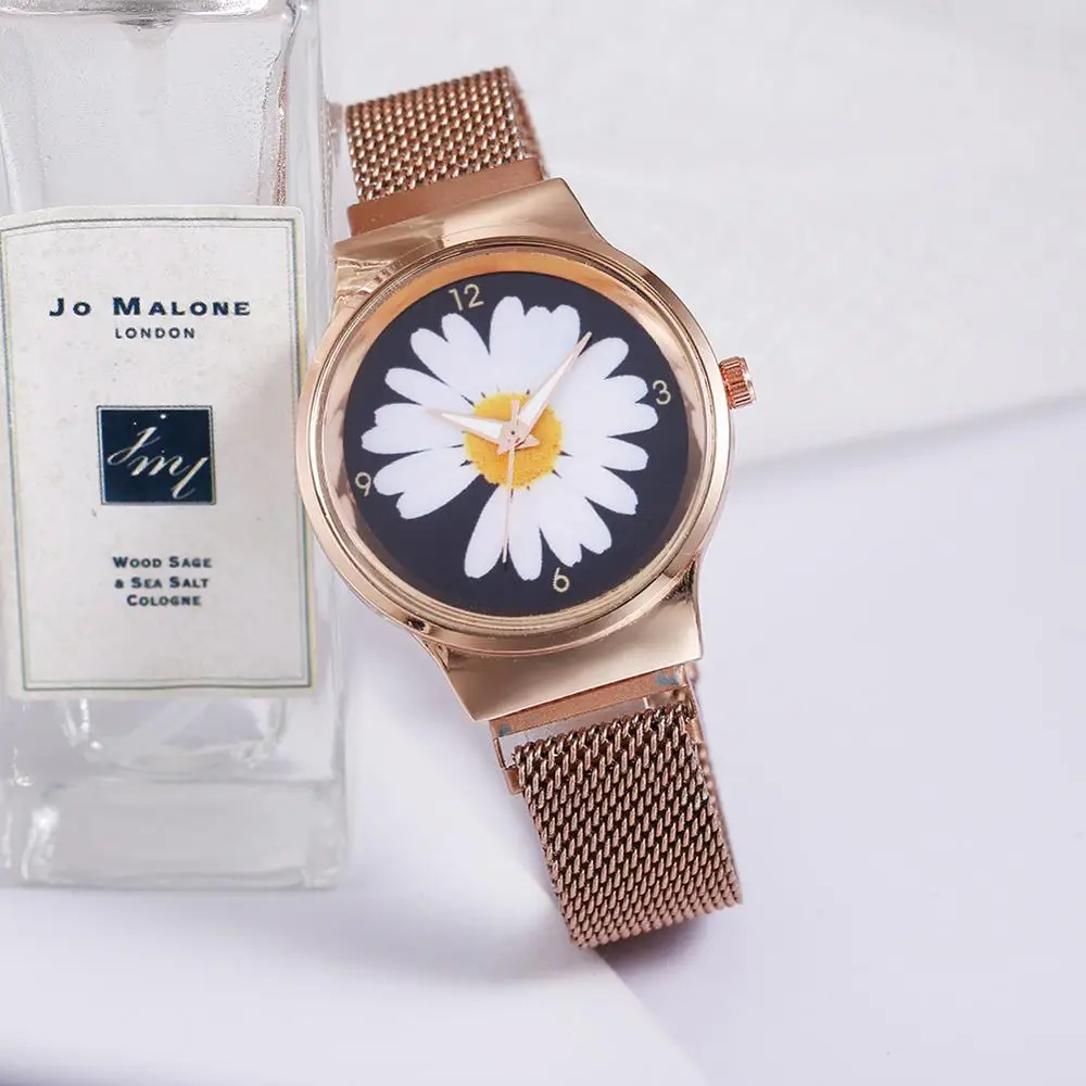 Reloj magnético de cuarzo para mujer, pulsera de Margarita pequeña, correa de reloj de moda