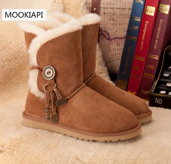 

The latest high-quality snow boots in Europe in 2019, real sheepskin, 100% natural wool, women's boots, five colors