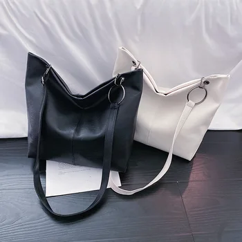 

New large-capacity bucket bag female student ins net red with the same paragraph commuter bag simple messenger shoulder bag