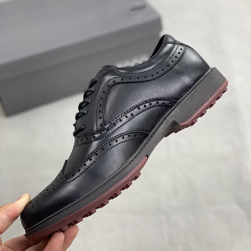 

Quality Golf Shoes Men Anti Slip Spikless Leather Golf Sneakers Male Outdoor Size 39-44 Gym Walking Footwear for Golfers