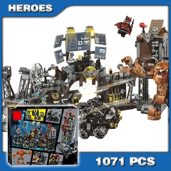 

1071pcs Super heroes Batcave Clayface Invasion Bat-Tank Batcomputer 11353 Model Building Blocks Gifts Boys Compatible With