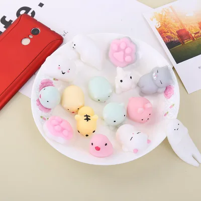 Huilong Creative Gift CuteLittle Animal Figurine Dumplings Decompression Ball Soaking Squeeze Pinch Decompression Toy Random 2