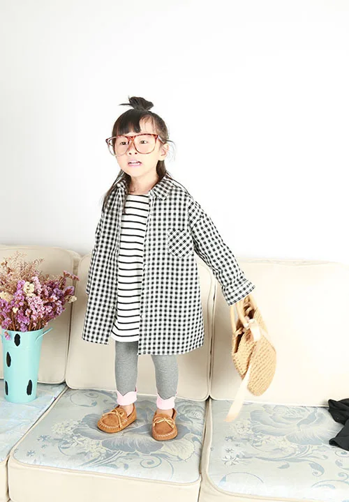 Autumn New Style Girls Black And White Lattices Coat Japanese-style Fold-down Collar Mid-length Tops Fashion Small CHILDREN'S Pu