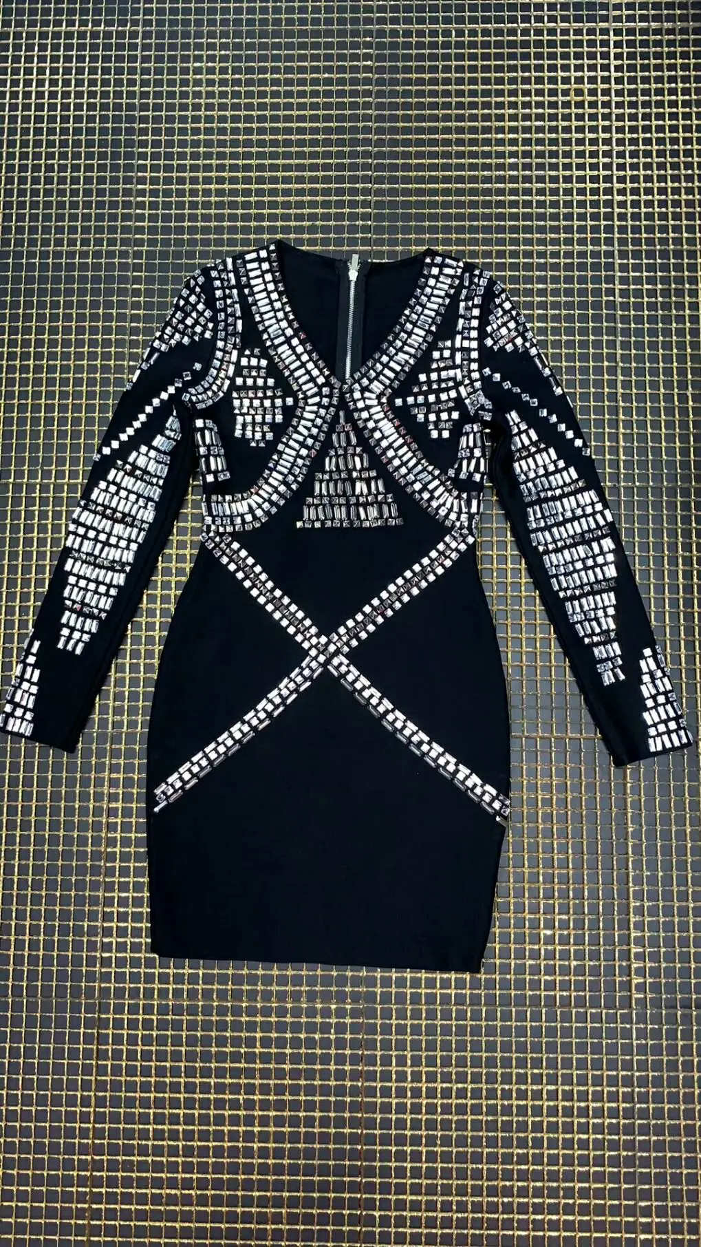 Женское элегантное черное Бисероплетение v-образным вырезом с длинным рукавом Бандажное Платье Vestidos знаменитости вечернее платье bodycon