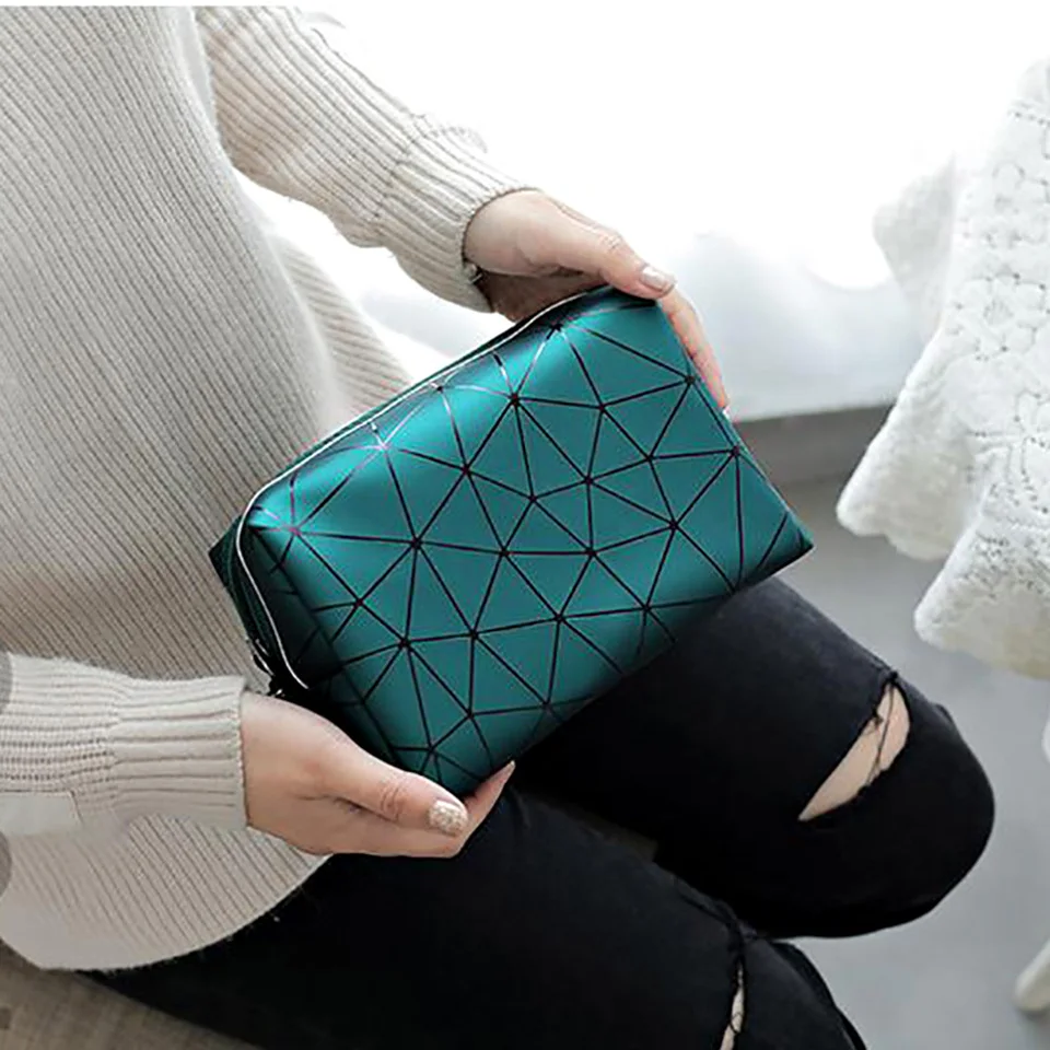 Multifunctional Cosmetic Bag Women Leather Makeup Organizers Travel Make Up Necessaries Organizer with Lined Wash Toiletry Bags