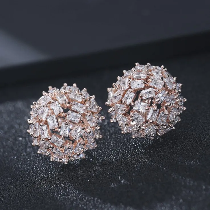 Новинка 2020 европейские серьги в форме цветка кристалл от Swarovski простые