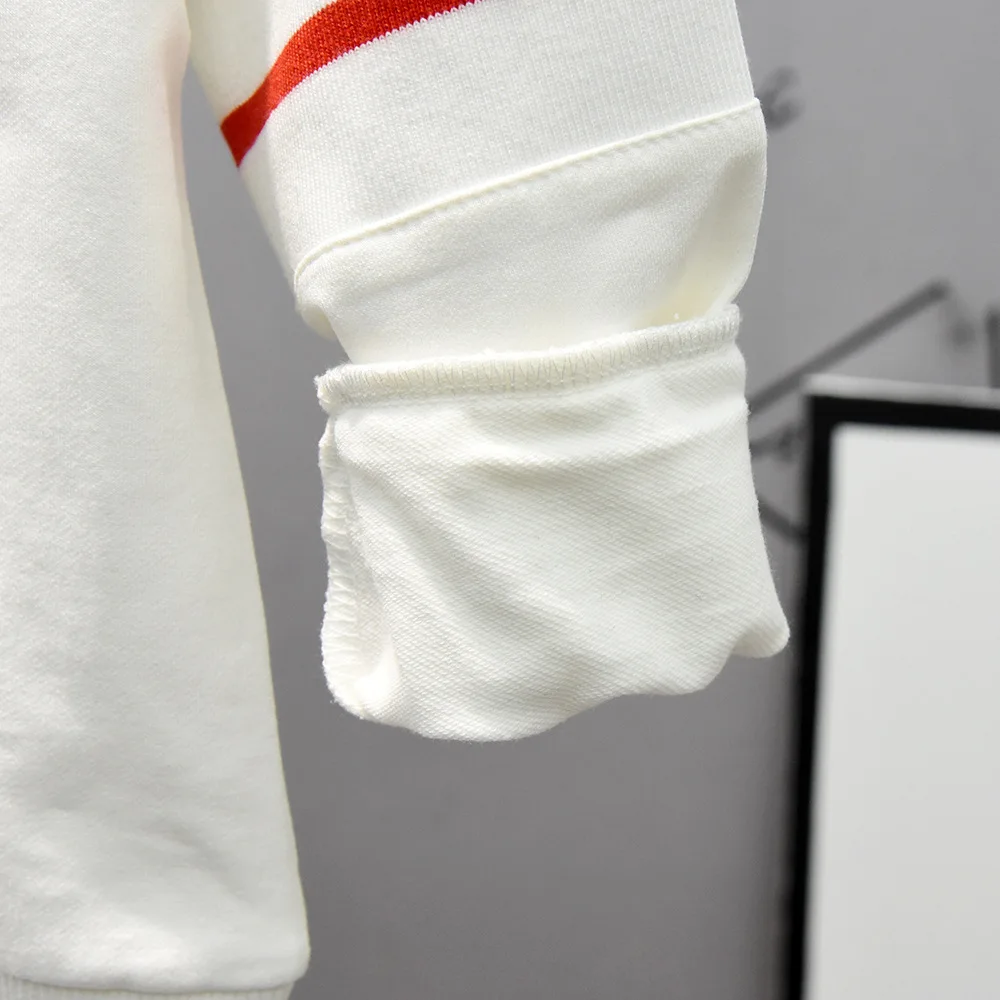 10274871880_1696590532