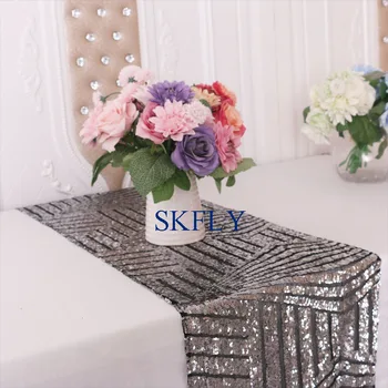 

RU007G Unique custom made manufacture Wedding 2020 beaded silver sequin with black back geometric pattern sequin table runner