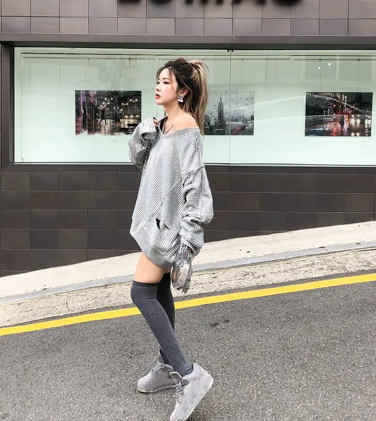 WHITNEY WANG Осенняя мода уличная отверстия блёстки Объемная толстовка женские стильные толстовки пуловер