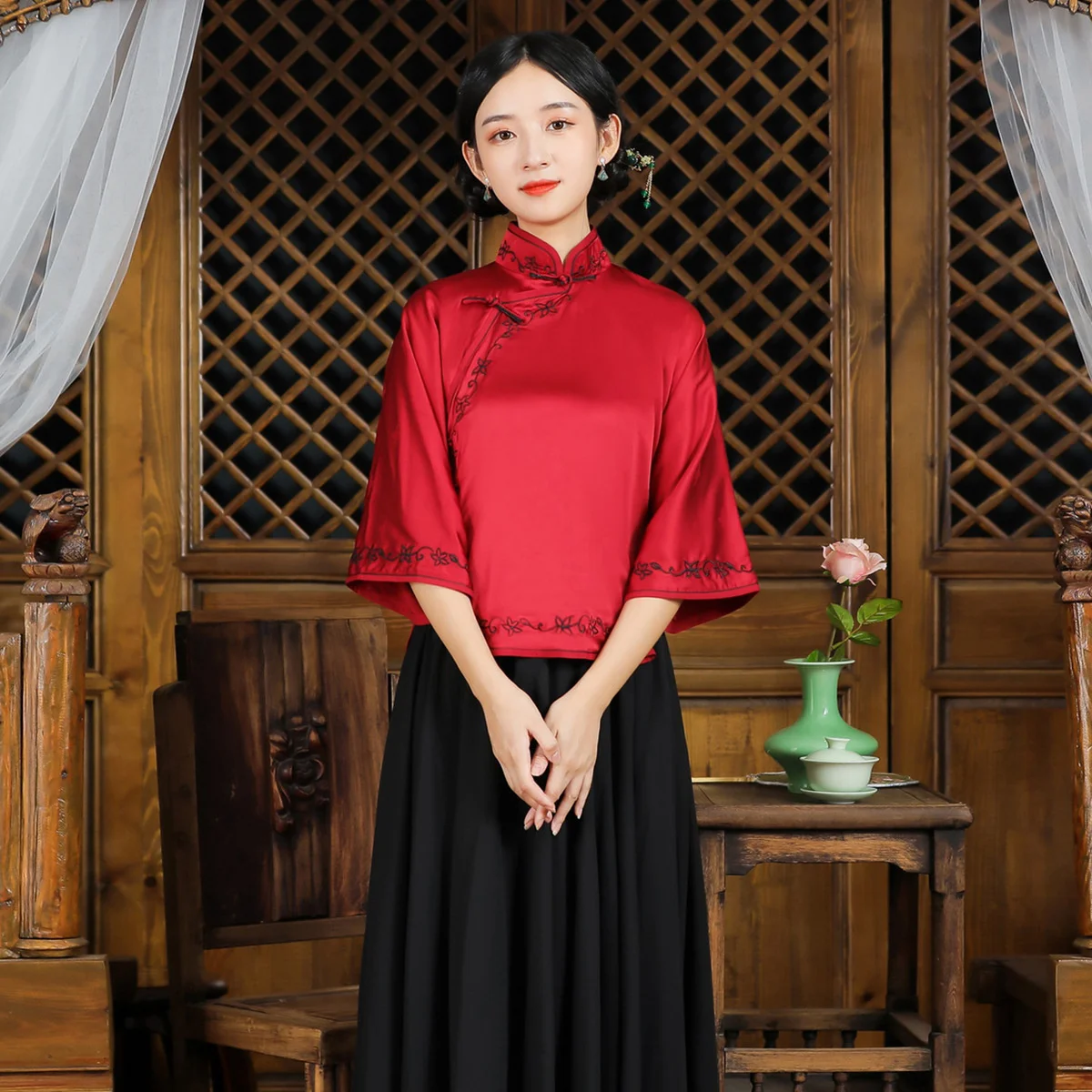 

Sheng Coco China Style Women Clothing Satin And Embroidery Traditional Chinese Seven Point Sleeve Red Festive Cheongsam Top Sets
