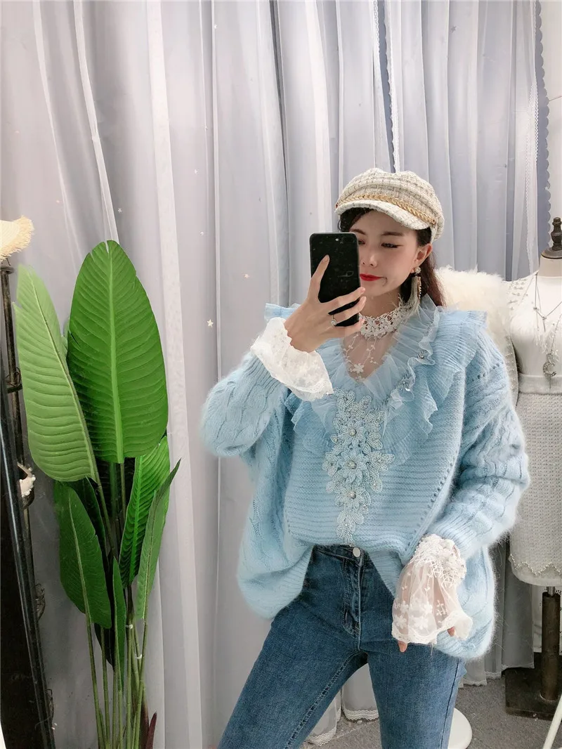 Winter Women Handwork Beaded Flowers Sweater Lace Patchwork V-Neck Pink Sweet Warm Sweater Jumper Top Casual Knitted Pullover