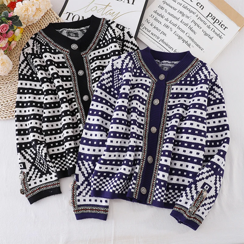

Loose V Neck Knitting Cardigan 2020 Autumn Winter Button Cardigan Coat Woman Vintage Striped Sweater Warm Clothes