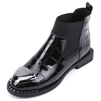 

2020 autumn and winter new patent leather rivet short boots comfortable and versatile flat-bottomed plus velvet women's boots