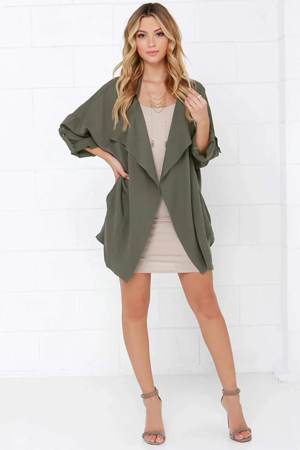 

2019 Direct Selling New European And American Autumn Winter Women's Solid Color Lapels Windbreaker Jacket Nine Points Sleeve
