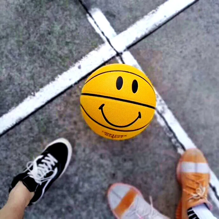 Баскетбольный мяч брендовый подарок на день Святого Валентина с подарочной