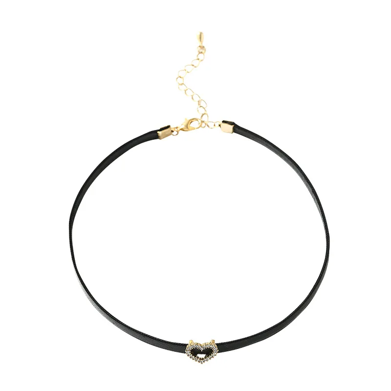 Simple Vintage Letter Shape Choker Necklace Korean Style Hollow Black Rope Velvet Collar Leather Collier Femme Chocker Jewelry