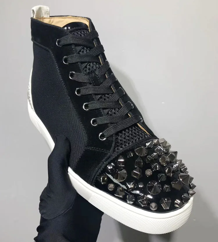 High Top Round Toe Rivet Decor Rhinestone Shaped Rivet Men Casual Shoes Luxury Brand Couple Shoes Fashion High Top Trainers