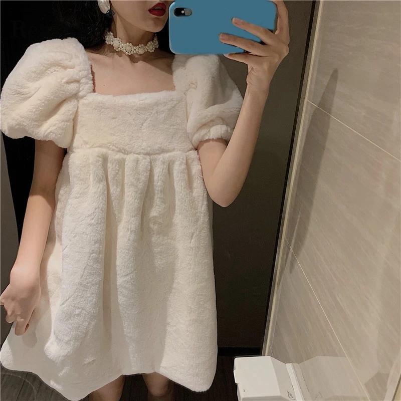 RealShe/Белое Мини-Платье с квадратным воротником и коротким пышным рукавом