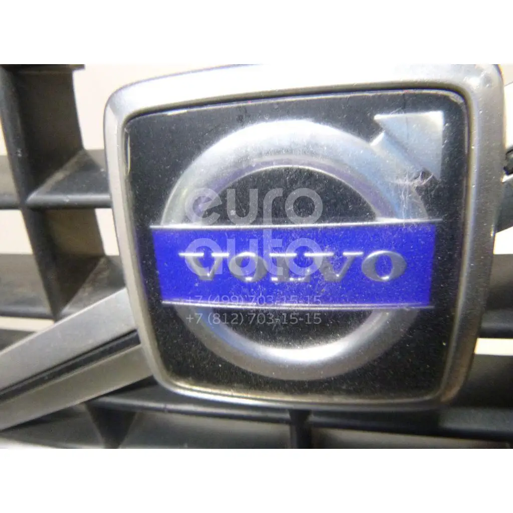 Решетка радиатора, состояние – Б/У,, для Volvo S40 8620116 ДО 2008г 8620116