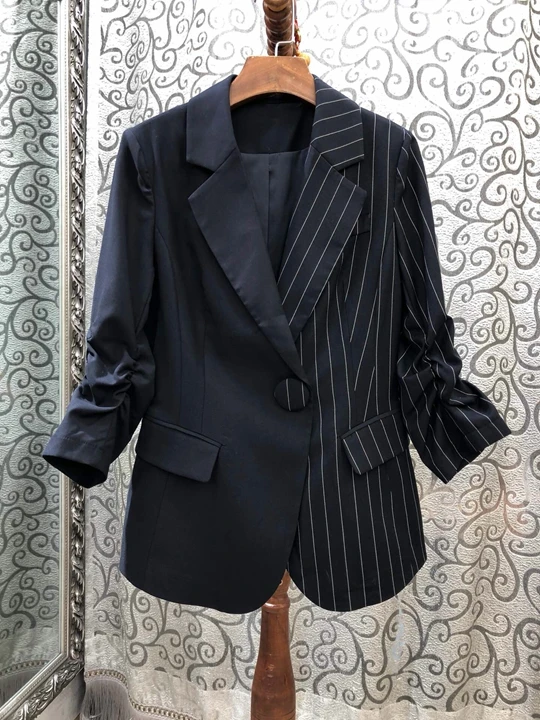 Early autumn new women's suit collar symmetrical pocket long-sleeved striped suit short jacket 817