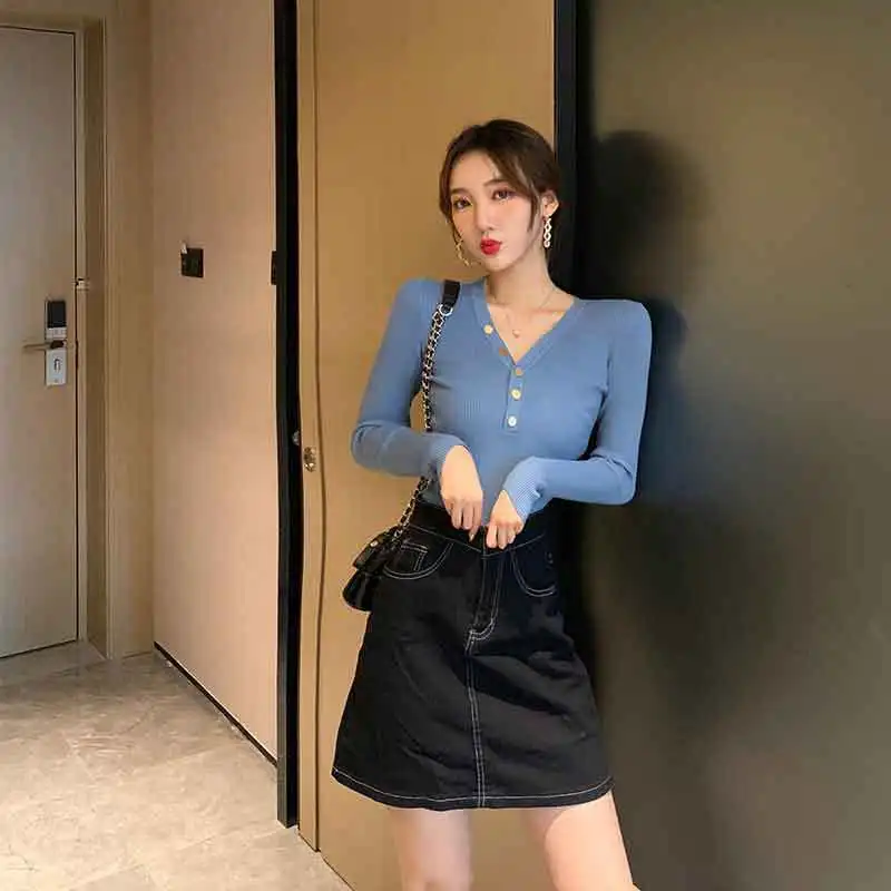 

New Button V-neck Sweater Sweater Long-sleeved Sweater Autumn and Winter Sets Of Self-cultivation Bottoming Shirt Women Wear