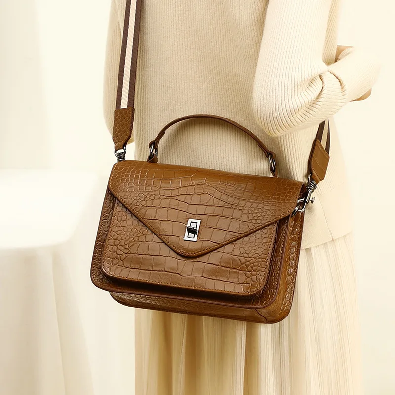 

2020 Big Capacity Single Shoulder Genuine Leather Hand Bag Crocodile Oblique Pattern Satchel Female