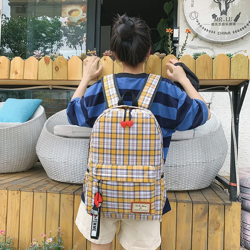 

Girls Korean Version of High School Campus Department Xiaoqing Fresh College Students Backpack Cute Checked Girls Shoulder Bag