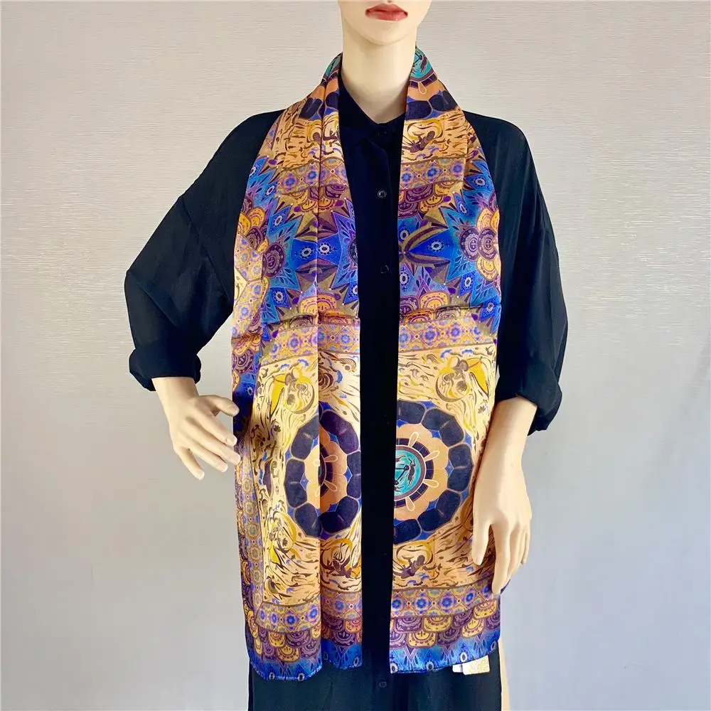 

DUNZHIYUN Dunhuang Mural Series Silk Women's Scarf brown Plaid Print Silk Road Luxury Female Shawl Costume Accessories