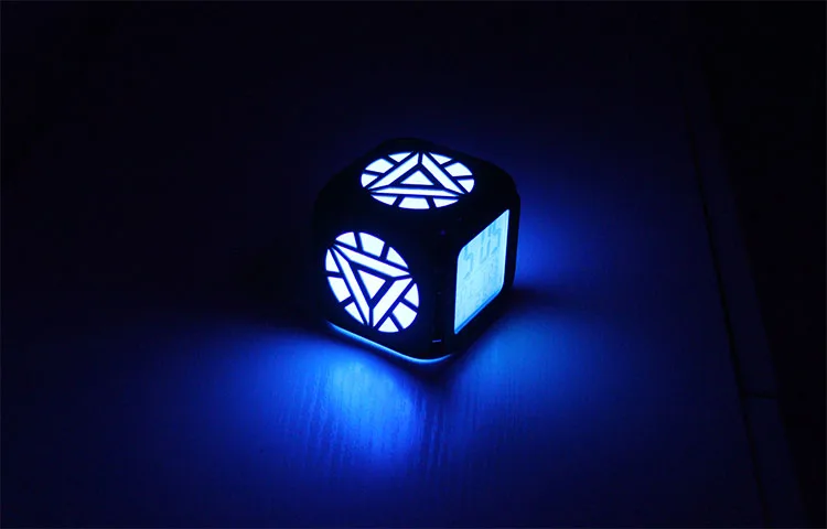 Топ продаж Железный человек энергетический ядерный реактор 3D светодиодный маленький будильник настольные часы