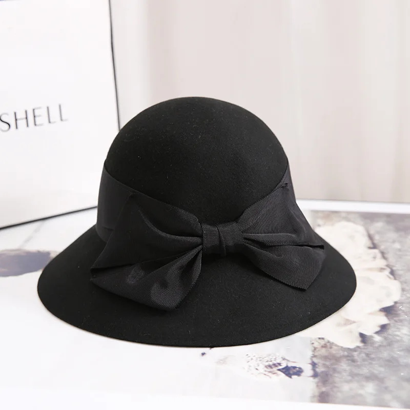 

Women Vintage Black Wool Felt Cloche Hat With Bowknot Bowler Winter Fedoras Ladies Floppy Derby Hats Party Formal Cap